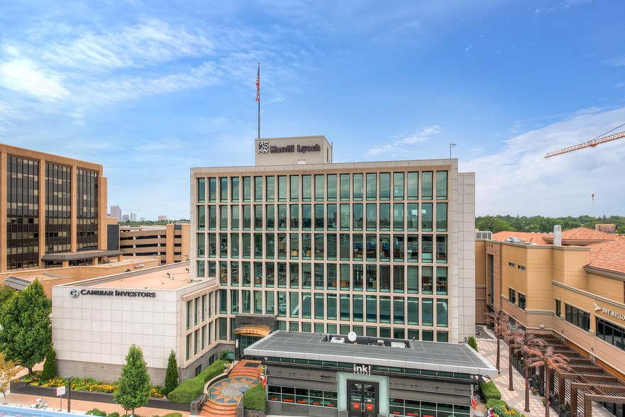 2401 E 2nd Ave, Denver, CO for sale - Primary Photo - Image 1 of 1