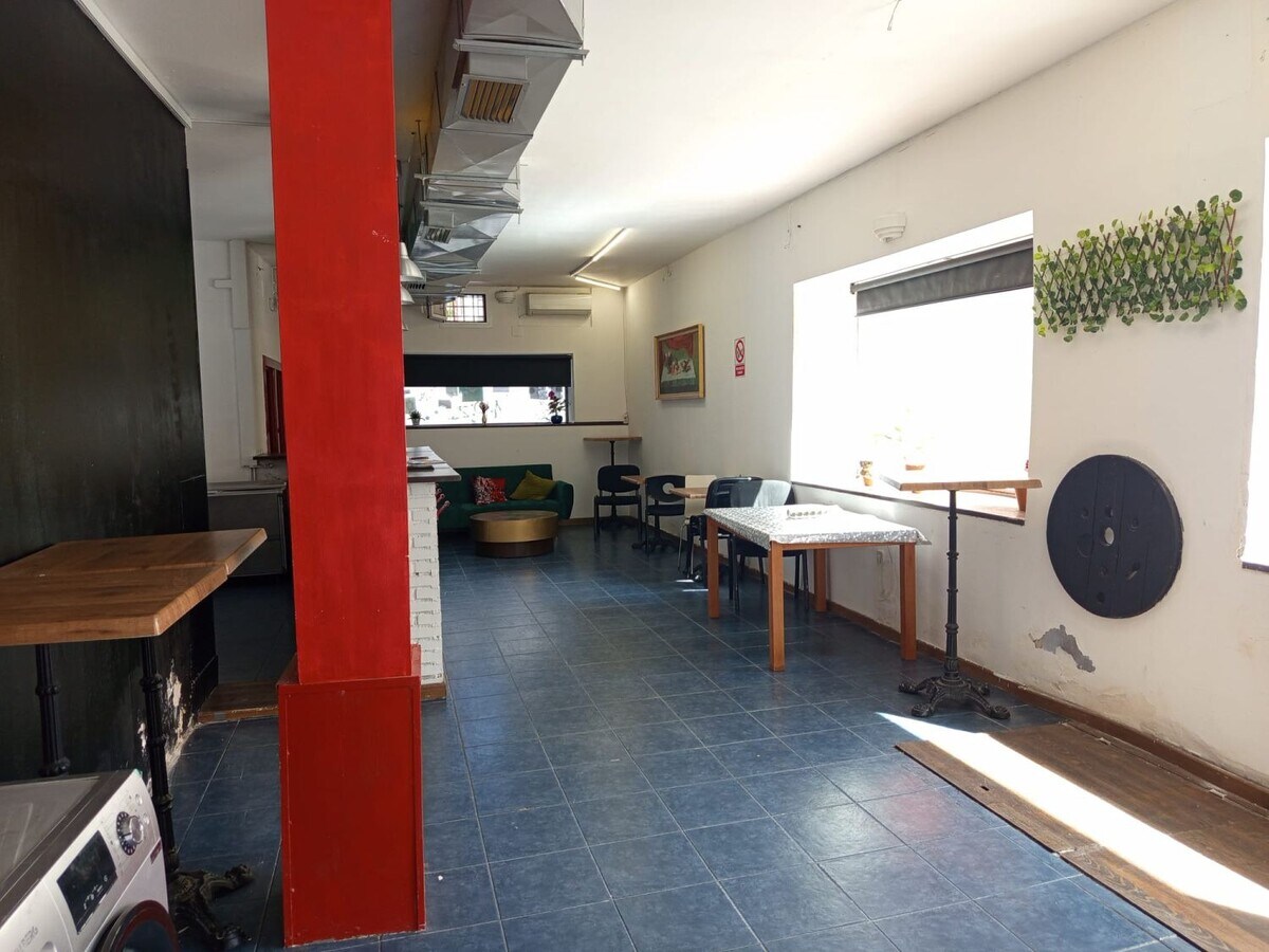 Madrid, MAD 28038 - Unit Puerta 01 -  - Interior Photo - Image 1 of 7