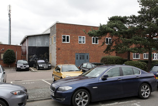 More details for 152 Brooker Rd, Waltham Abbey - Office for Rent