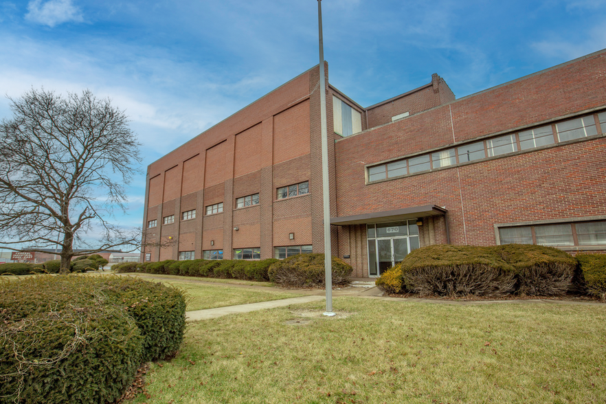 600-740 Marion Rd, Columbus, OH for rent - Building Photo - Image 3 of 5