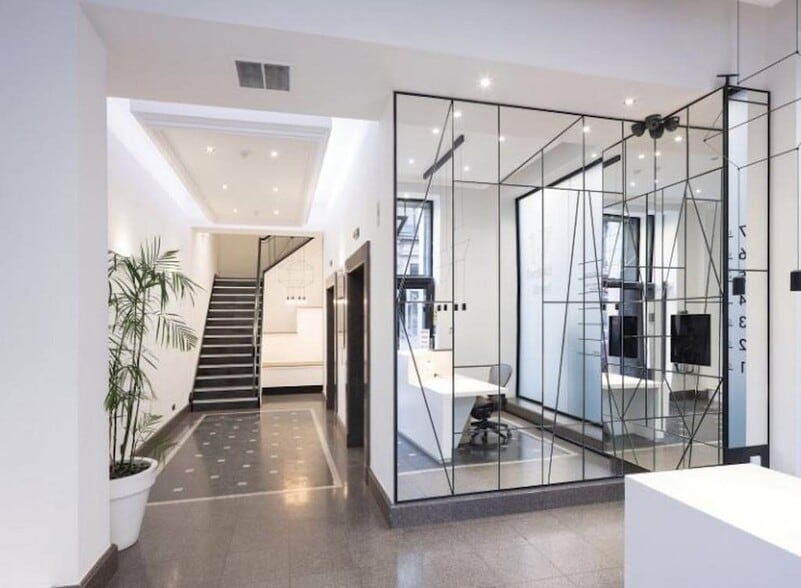 17 Renfield St, Glasgow to rent - Building Photo - Image 3 of 31