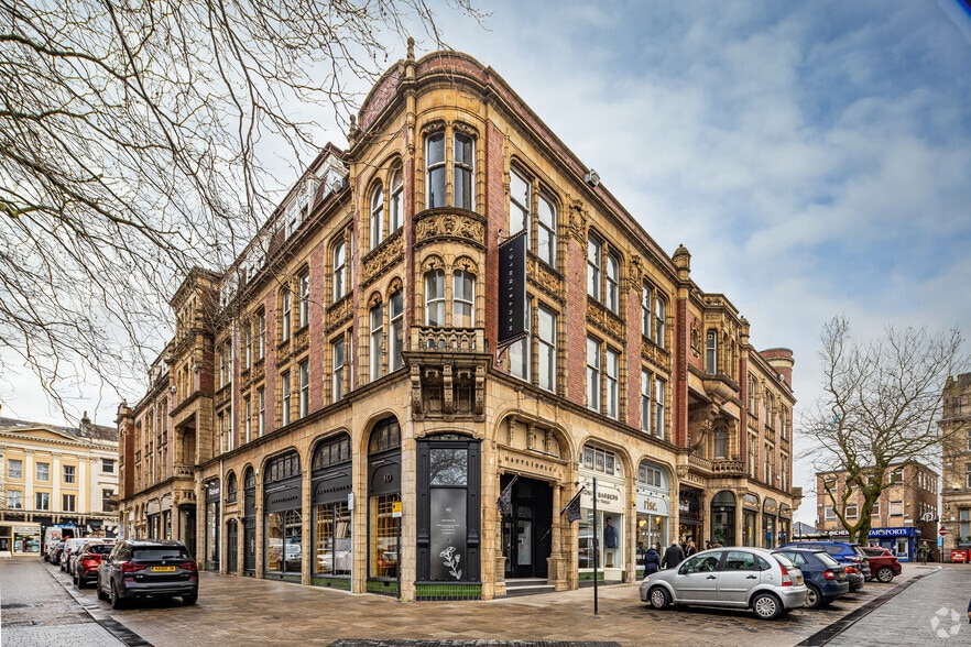 Lancaster Rd, Preston to rent - Building Photo - Image 2 of 9