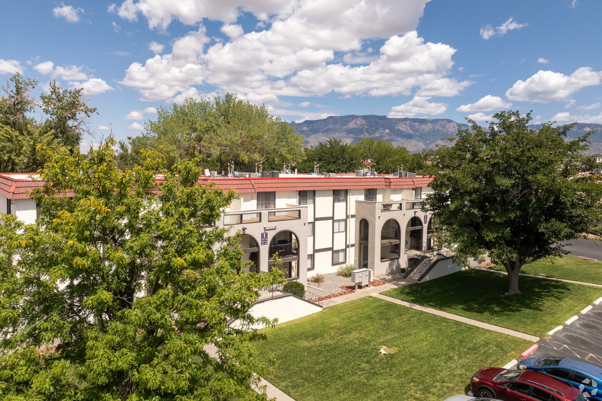 8000 Montgomery Blvd NE, Albuquerque, NM for sale Primary Photo- Image 1 of 1