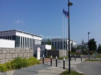 More details for 3 Boulevard Jean Moulin, Élancourt - Office to Rent