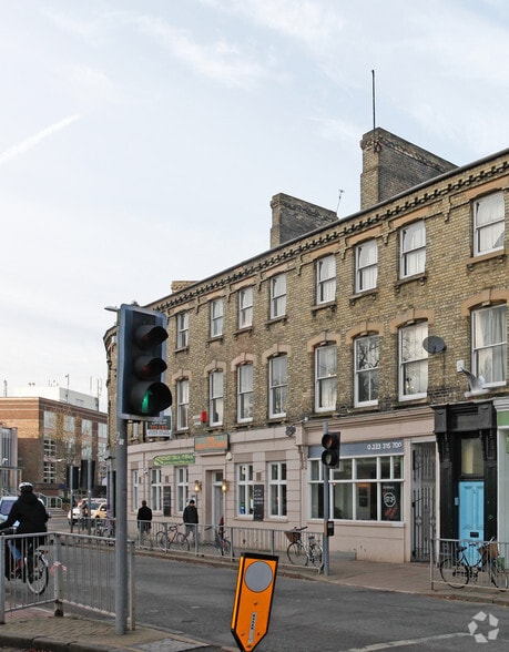 1-3 Station Rd, Cambridge to rent - Building Photo - Image 2 of 2