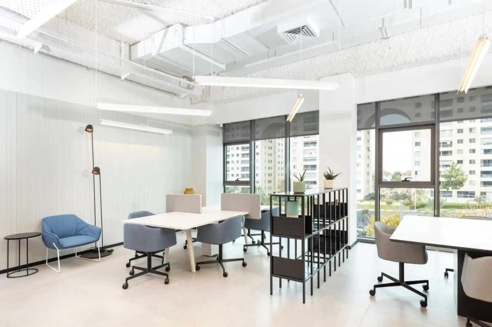 Co-working Space in Argenteuil to rent Interior Photo- Image 1 of 37