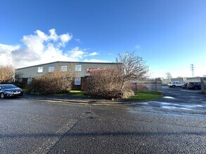 281 Bristol Av, Blackpool to rent Building Photo- Image 2 of 5