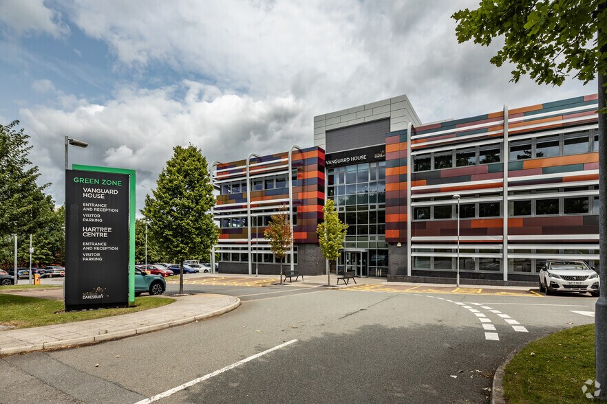 Keckwick Ln, Warrington to rent - Primary Photo - Image 1 of 8