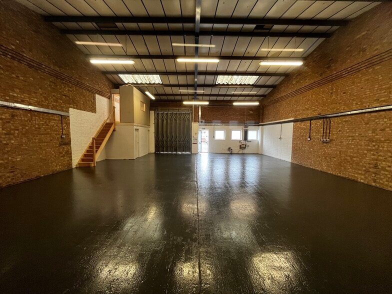 31 Station Road Industrial Estate, Hailsham to rent - Building Photo - Image 3 of 5