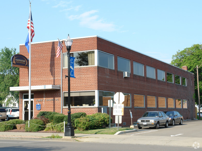 204-208 Washington Ave, Endicott, NY for sale - Building Photo - Image 2 of 3