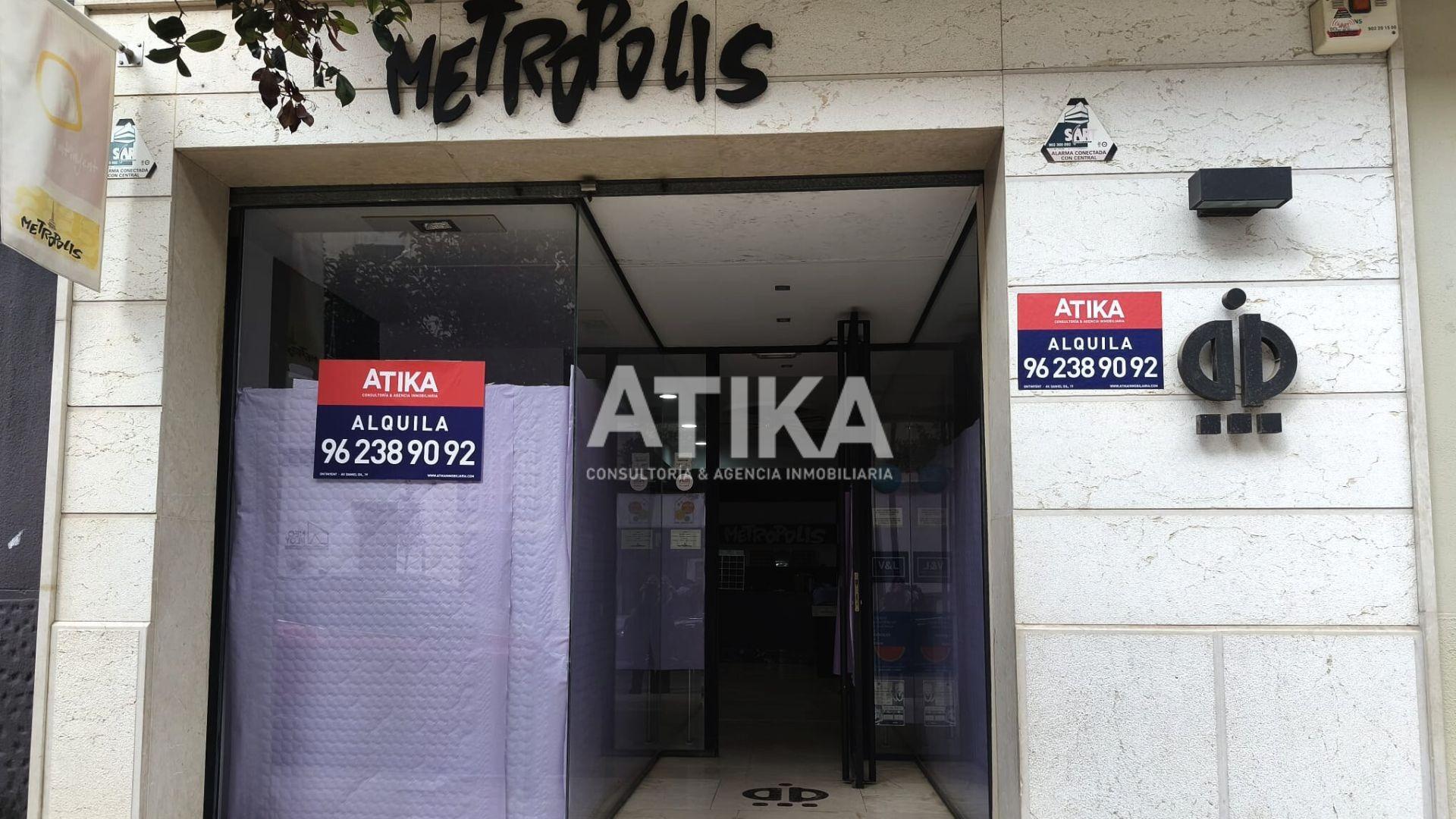 Carrer del Music Martínez Valls, 39, Ontinyent, Valencia to rent Primary Photo- Image 1 of 3