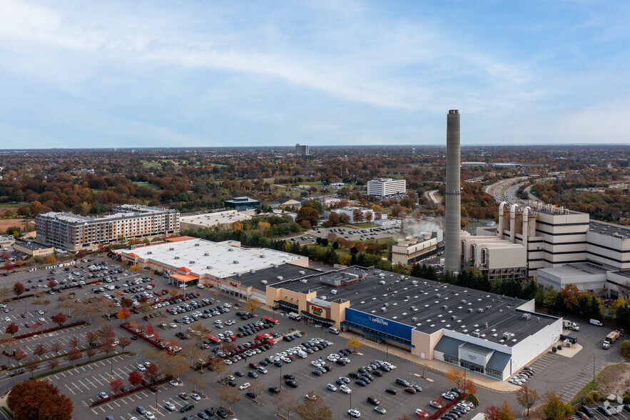 1250 Corporate Dr, Westbury, NY for rent - Aerial - Image 2 of 6