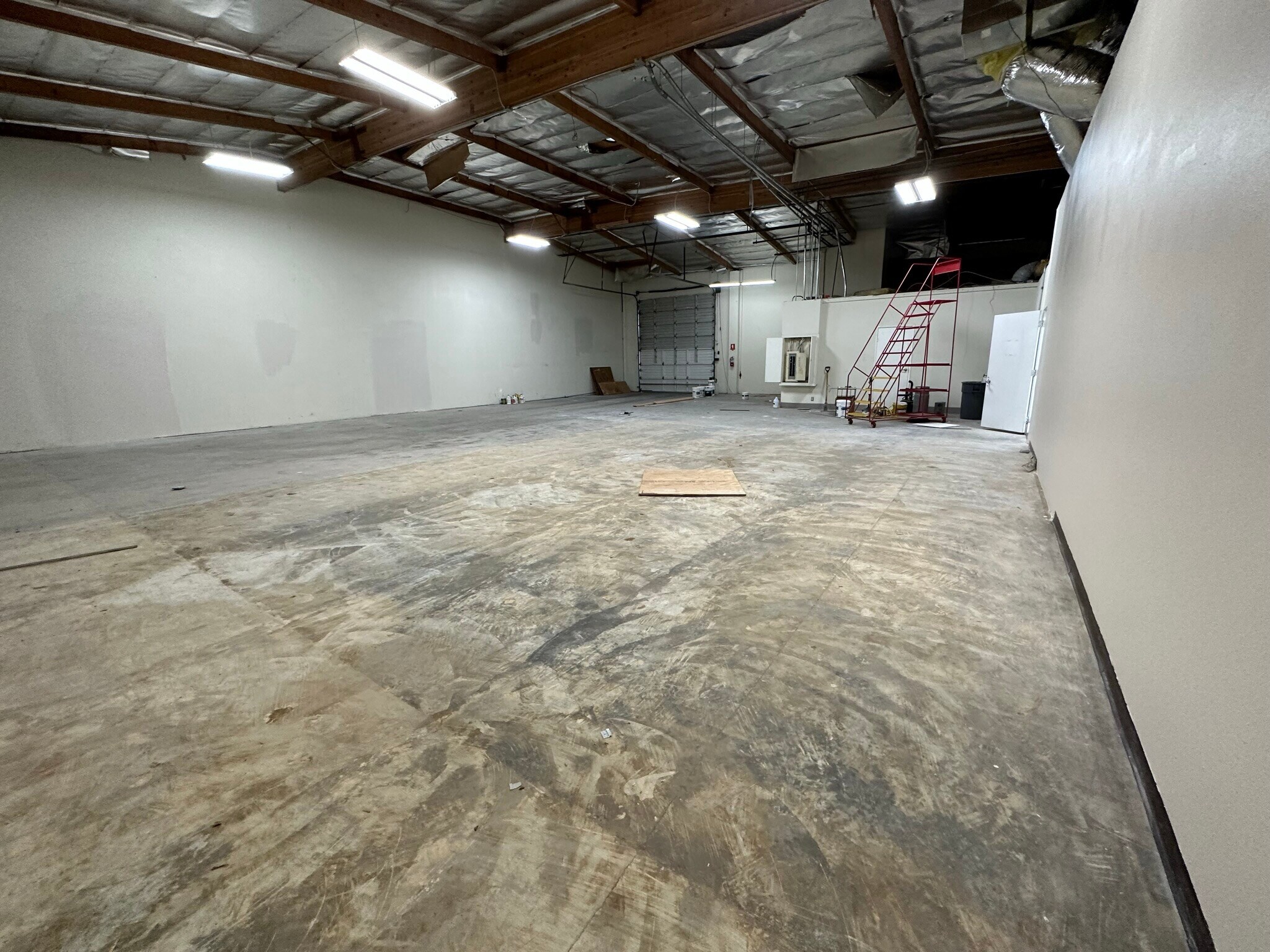 21018 Osborne St, Canoga Park, CA for sale Building Photo- Image 1 of 1