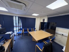 Claylands Rd, Bishops Waltham to rent Interior Photo- Image 2 of 9