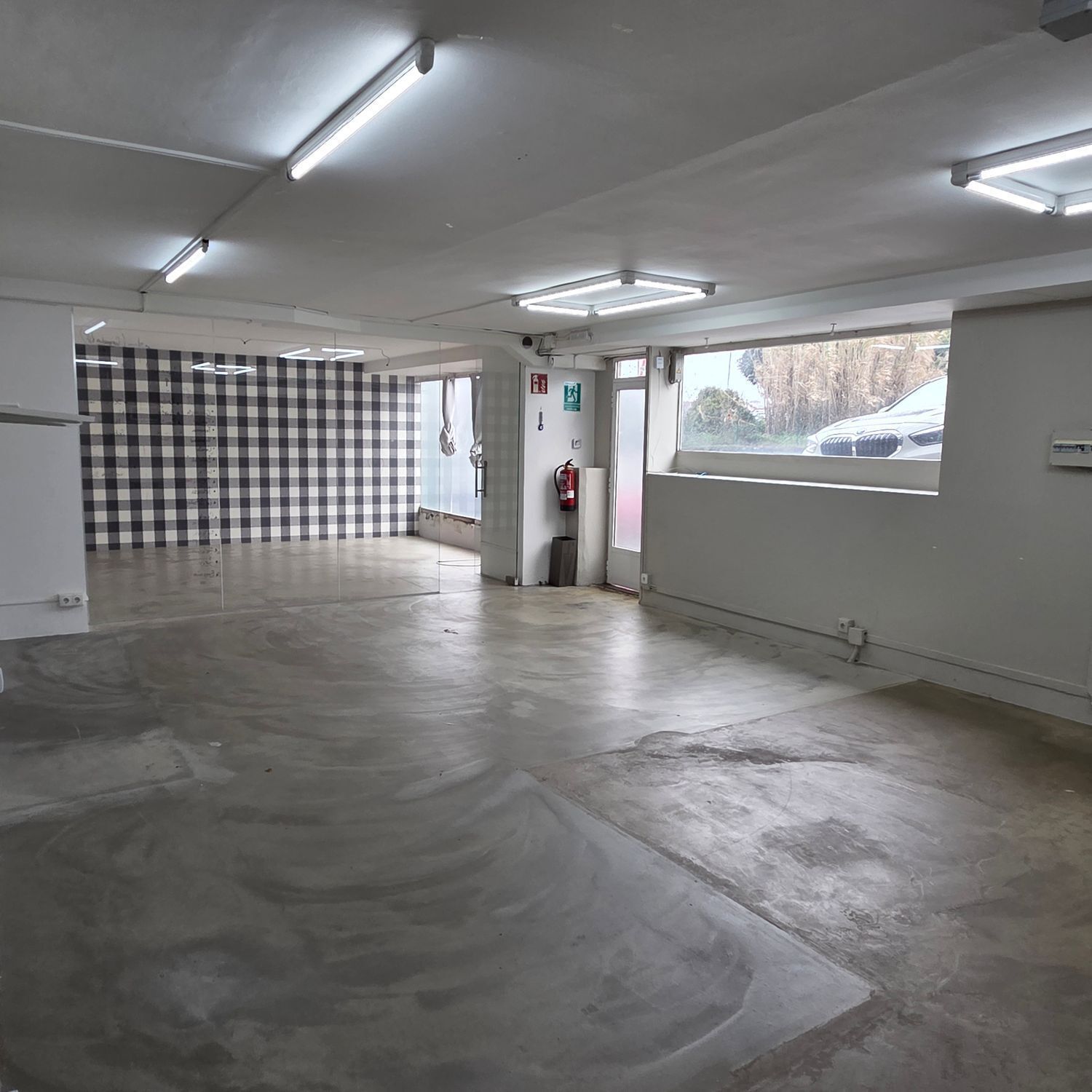 Industrial in Vigo, Pontevedra to rent Building Photo- Image 1 of 30