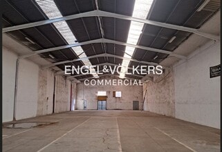 Industrial in L'Hospitalet de Llobregat, Barcelona to rent Interior Photo- Image 2 of 12