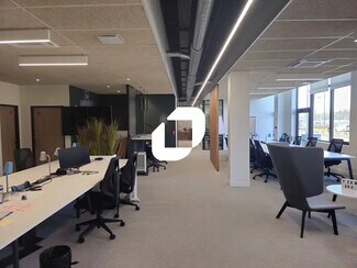 More details for Mixed-use to Rent