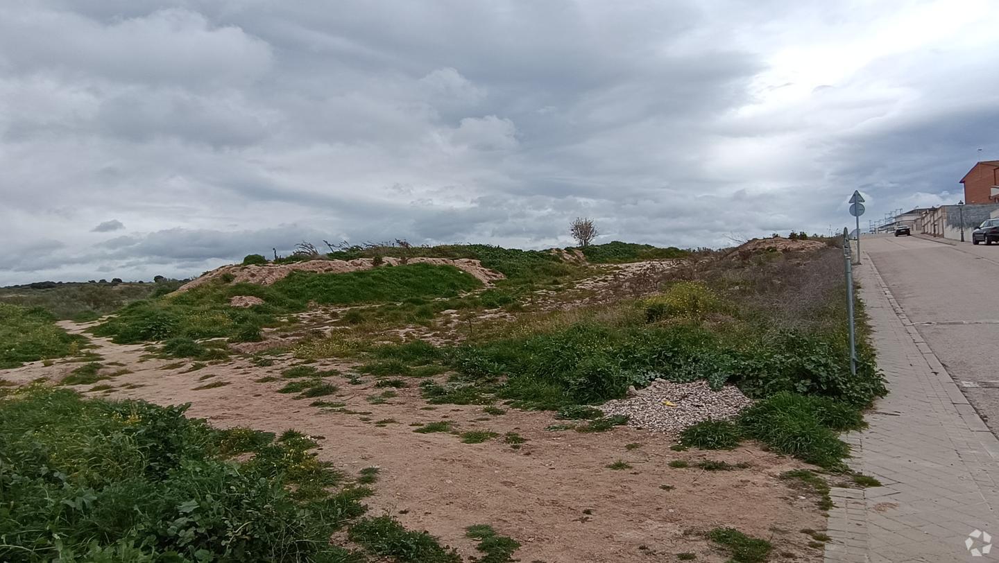 Land in Villanueva de Perales, Madrid for sale Primary Photo- Image 1 of 16