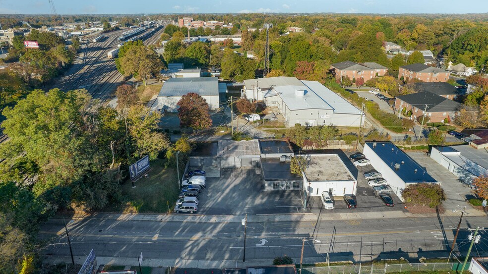 946 S Chapman St, Greensboro, NC for sale - Aerial - Image 2 of 6