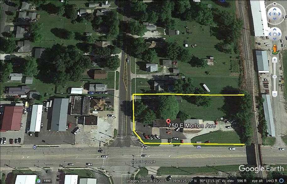 750-752 E Morton Ave, Jacksonville, IL for sale - Primary Photo - Image 1 of 2