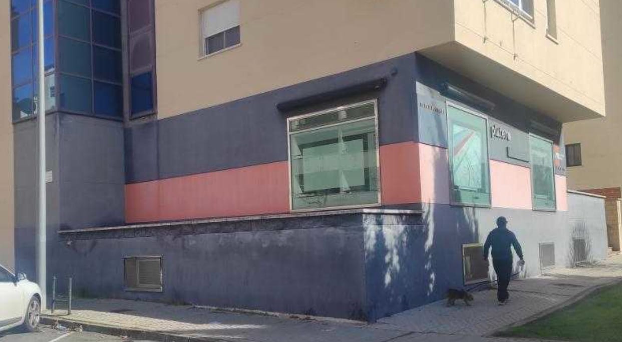 Calle Sierra de Tormantos, 16, Plasencia, CAC 10600 - Unit 1 - - Interior Photo - Image 2 of 16