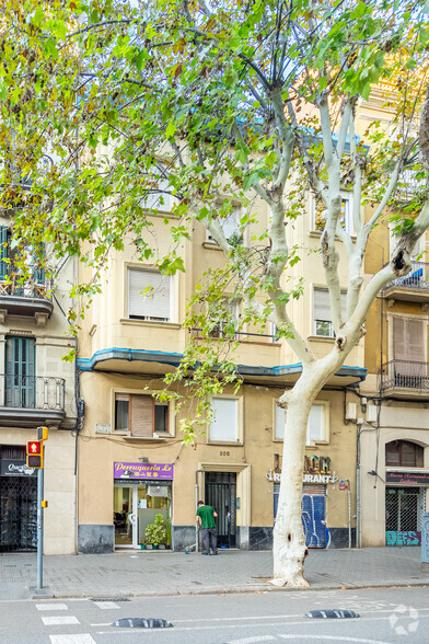 Carrer de Sicília, Barcelona, Barcelona for sale - Primary Photo - Image 1 of 1