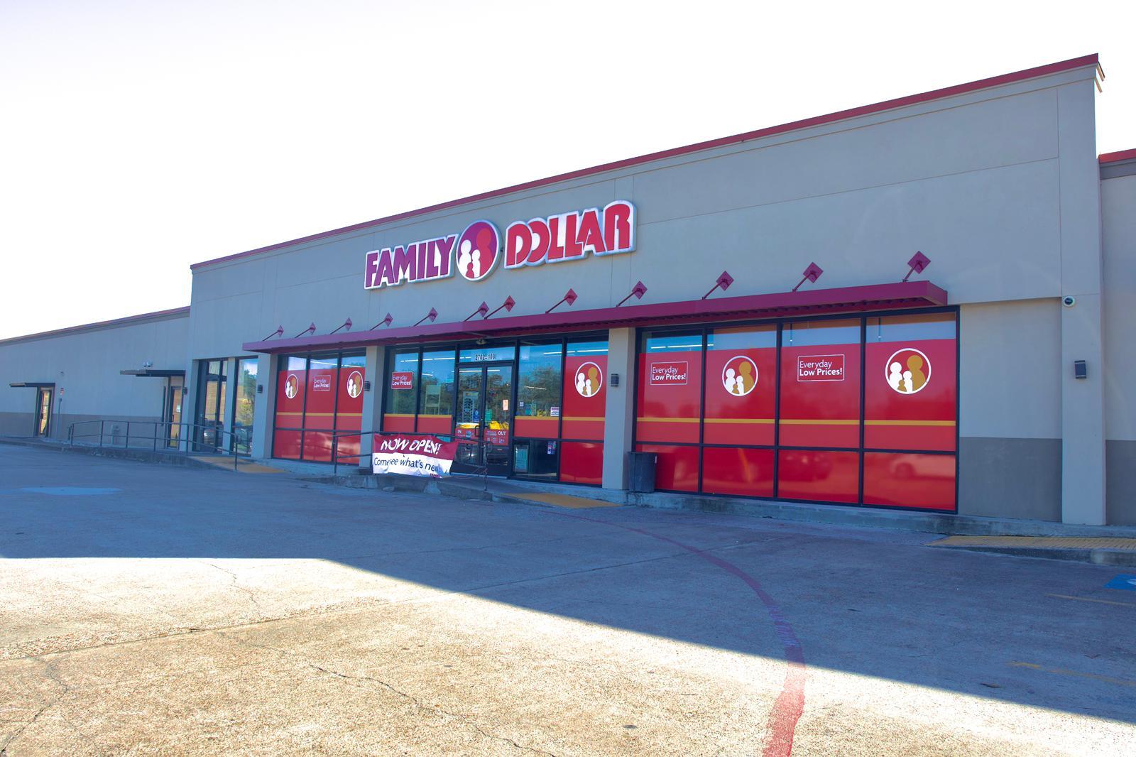 2702-2706 Cherrybrook Ln, Pasadena, TX to rent Building Photo- Image 1 of 11