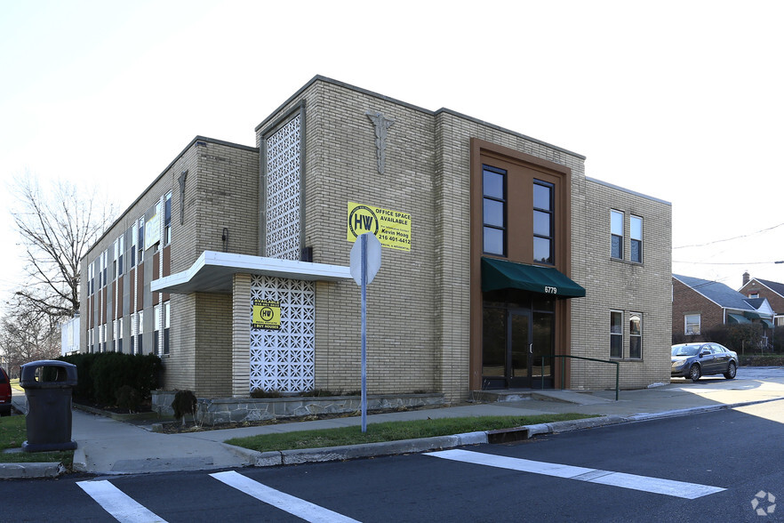 6779 Memphis Ave, Brooklyn, OH for sale - Primary Photo - Image 1 of 10