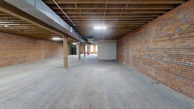 126 W Columbia St, Fort Wayne, IN for rent Building Photo- Image 1 of 5