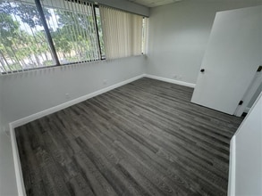 4360 Northlake Blvd, Palm Beach Gardens, FL to rent Interior Photo- Image 2 of 4