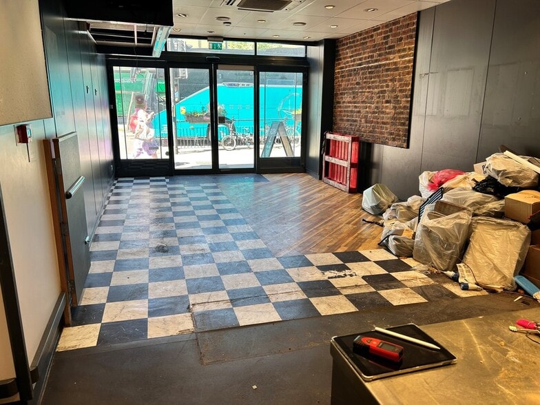 13 Queens Rd, Hastings to rent - Interior Photo - Image 2 of 6