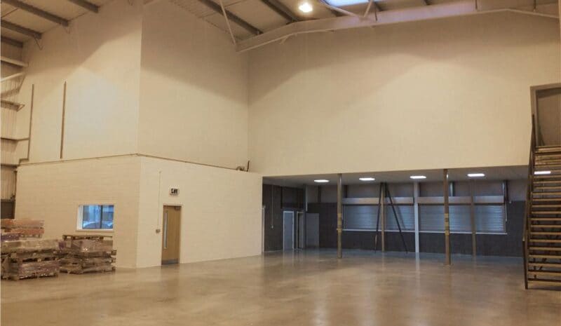 1 Premier Park, Manchester to rent Interior Photo- Image 1 of 2