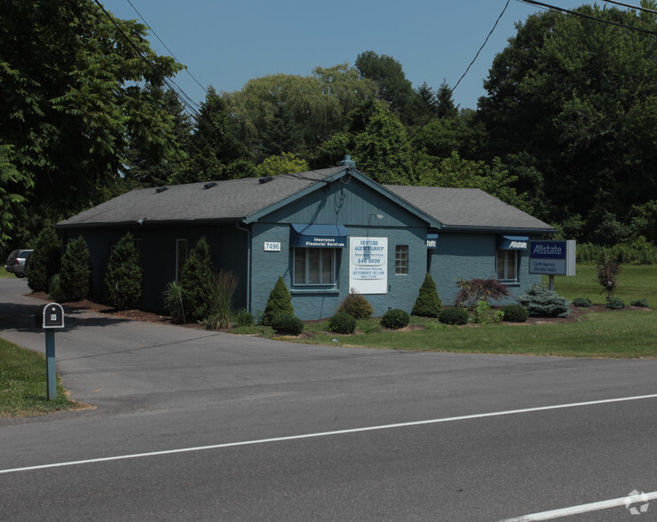 7496 Oswego Rd, Bayberry, NY for sale - Primary Photo - Image 1 of 1