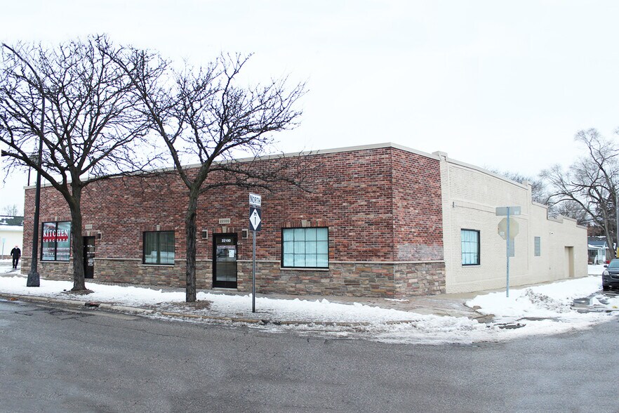 22100 Woodward Ave, Ferndale 48220