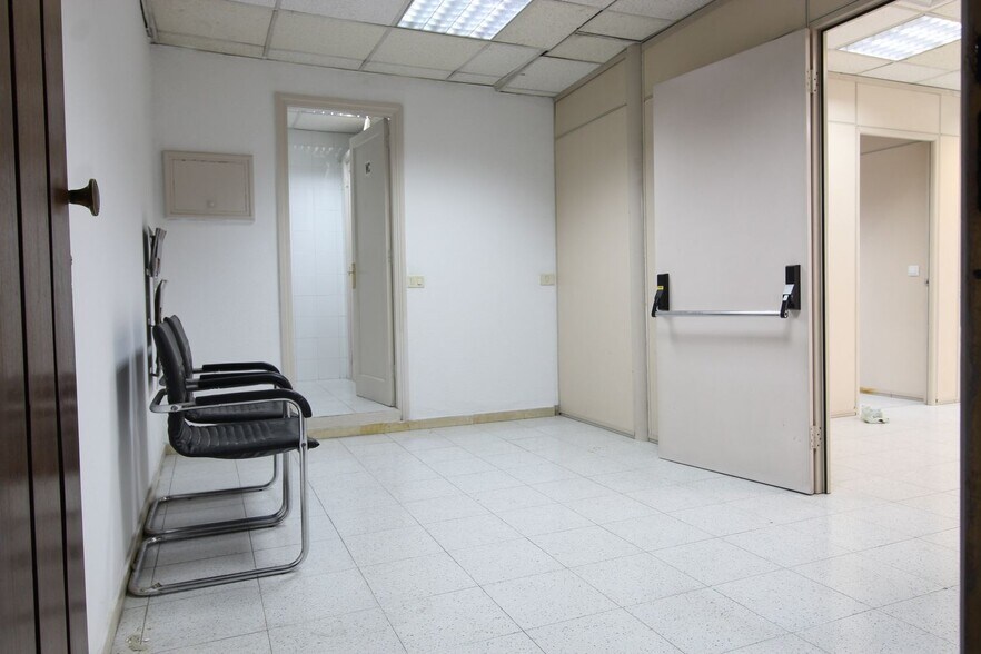 Rafael, 10, Las Palmas de Gran Canaria, Las Palmas to rent - Building Photo - Image 3 of 12