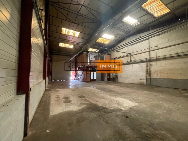 Industrial in Wissous to rent - Interior Photo - Image 1 of 5