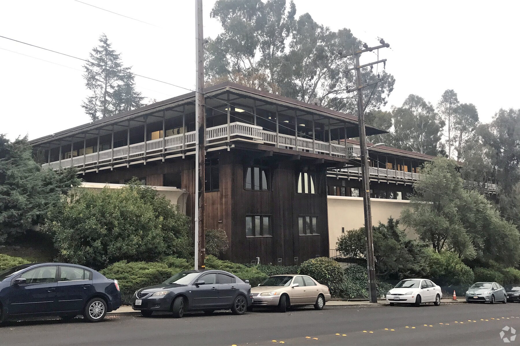 1855 San Miguel Dr, Walnut Creek, CA for sale Primary Photo- Image 1 of 1