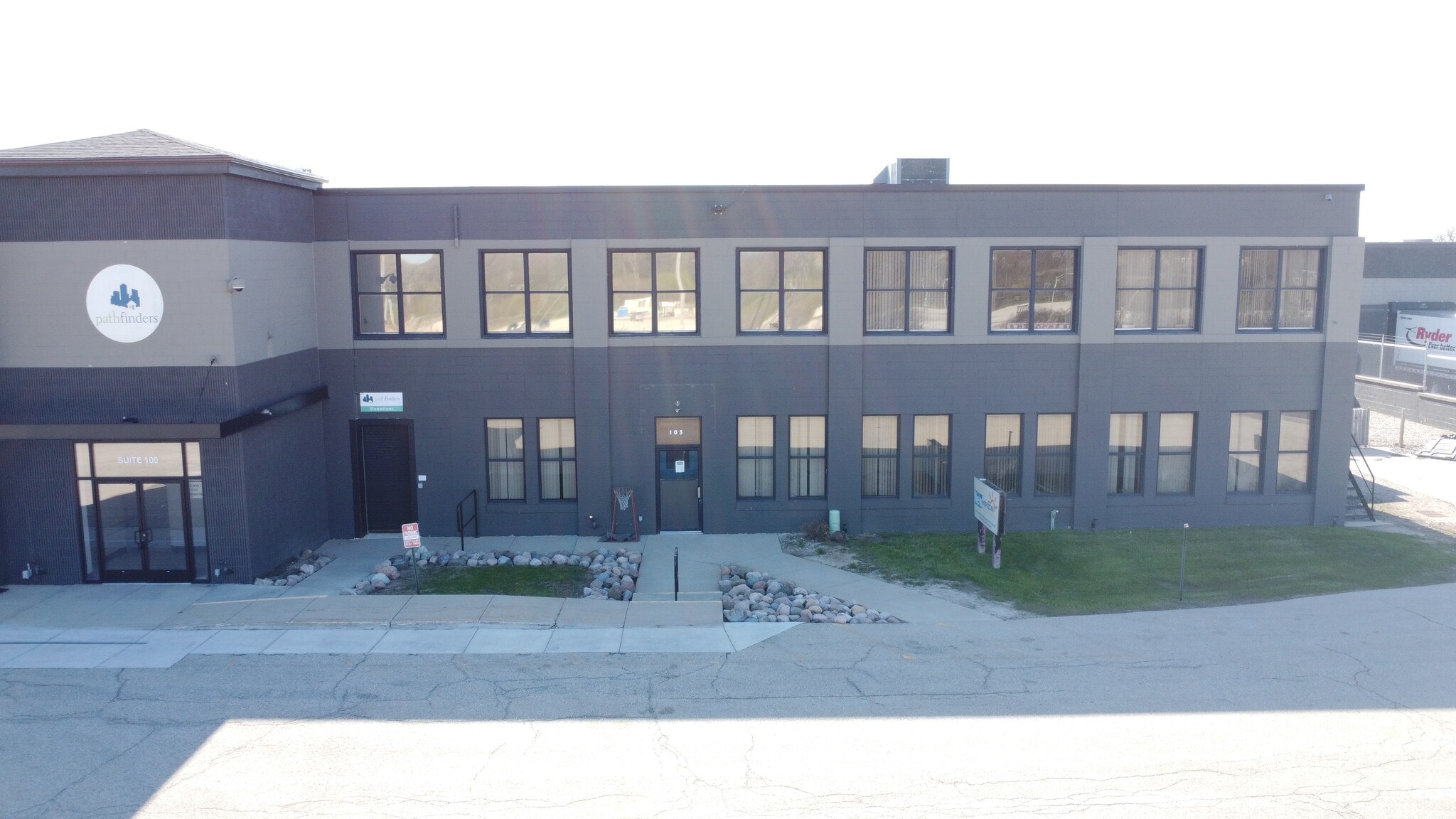 4200 N Holton St, Milwaukee, WI to rent Building Photo- Image 1 of 2