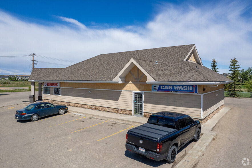 800 Veterans Blvd NW, Airdrie, AB for rent - Building Photo - Image 2 of 4