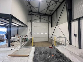 6 Avenue Armand Esders, Le Blanc-Mesnil to rent Interior Photo- Image 2 of 3