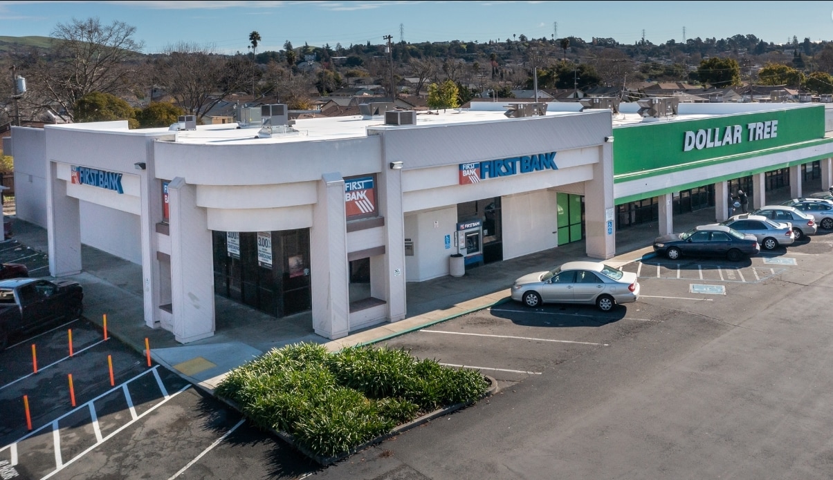 112-116 Springstowne Ctr, Vallejo, CA for sale Building Photo- Image 1 of 3
