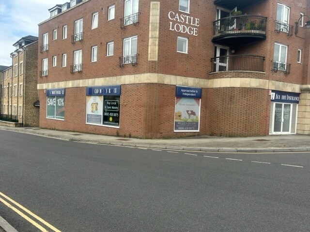 1-3 Gladstone Para, Chippenham for sale Primary Photo- Image 1 of 1