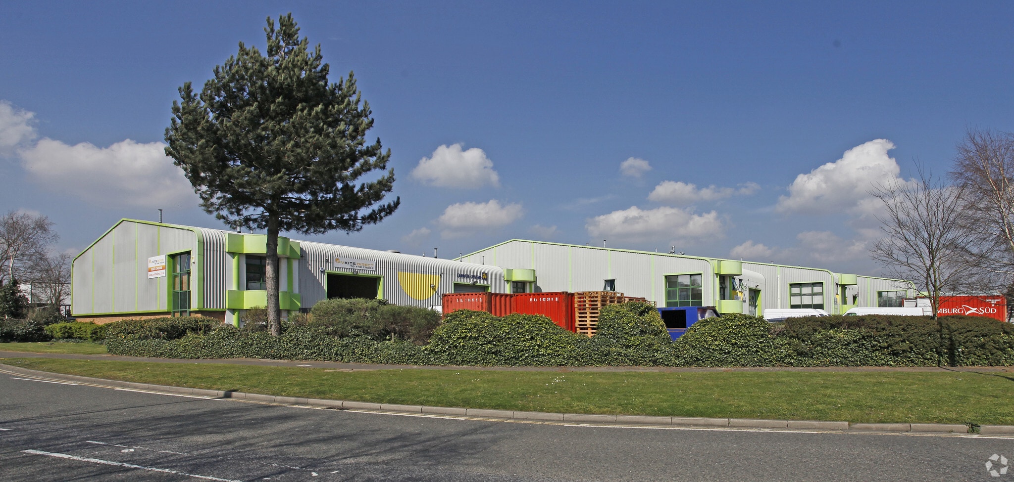 27-35 Bluestem Rd, Ipswich for sale Primary Photo- Image 1 of 1