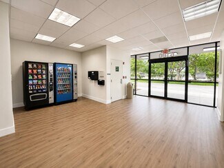 More details for 6100 Griffin Rd, Davie, FL - Office / Medical to Rent