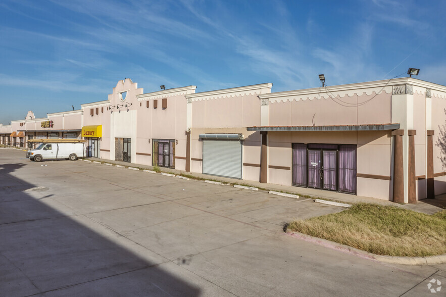 11250 Harry Hines Blvd, Dallas, TX for sale - Primary Photo - Image 1 of 1