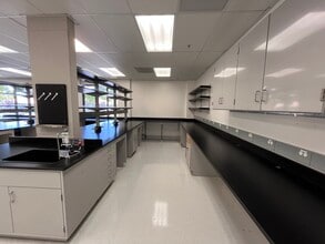 319 N Bernardo Ave, Mountain View, CA to rent Building Photo- Image 2 of 6