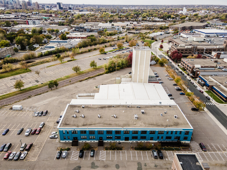 2300-2310 Kennedy St NE, Minneapolis, MN for rent - Aerial - Image 2 of 11