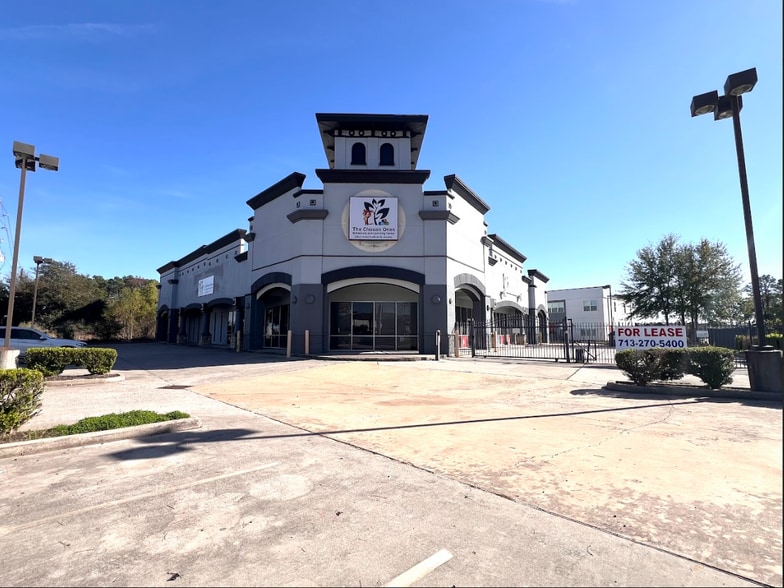 675 W Rankin Rd, Houston, TX for sale - Primary Photo - Image 2 of 23
