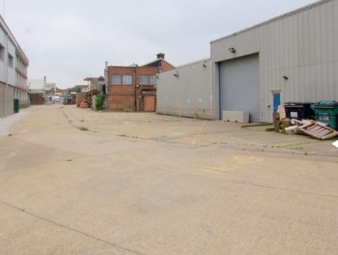 22 Blackhorse Rd, London for sale Primary Photo- Image 1 of 1