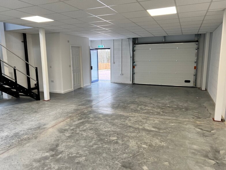 Bingham Rd, Sittingbourne to rent - Building Photo - Image 3 of 12